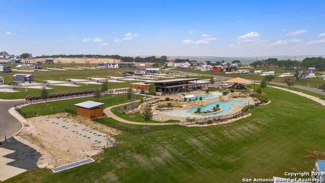 Image 15 of 23 For 5386 Ranch Road 1376 #372