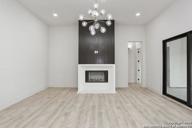 Image 10 of 35 For 11010 Nina  