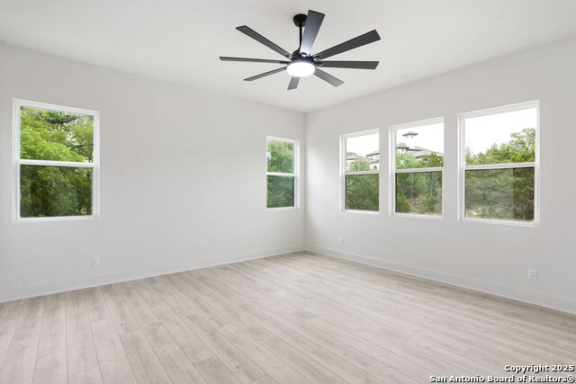 Image 27 of 35 For 11010 Nina  