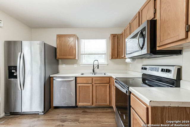 Image 10 of 27 For 10310 Springwood
