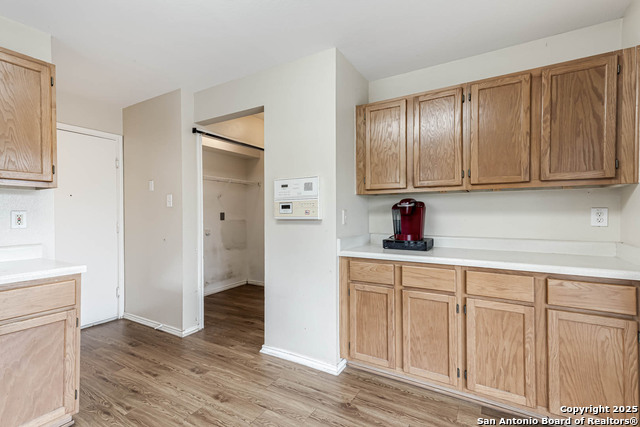 Image 13 of 27 For 10310 Springwood
