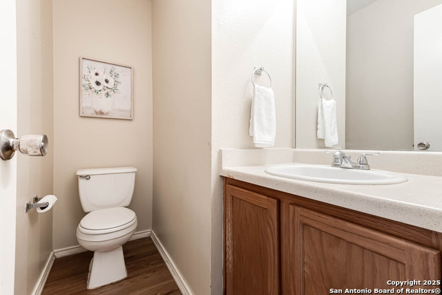 Image 14 of 27 For 10310 Springwood