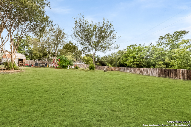Image 27 of 27 For 10310 Springwood