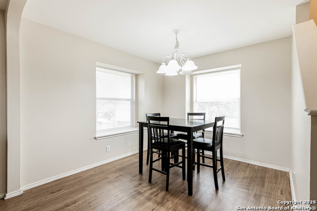 Image 7 of 27 For 10310 Springwood