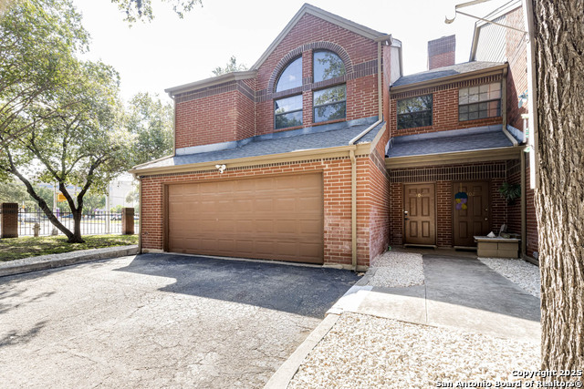 Image 2 of 32 For 7930 Roanoke  401