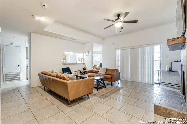 Image 7 of 32 For 7930 Roanoke  401