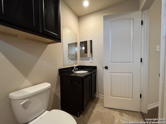 Image 17 of 27 For 7006 Donovan Way  101