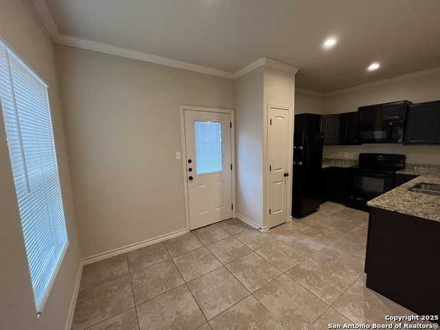 Image 7 of 27 For 7006 Donovan Way  101