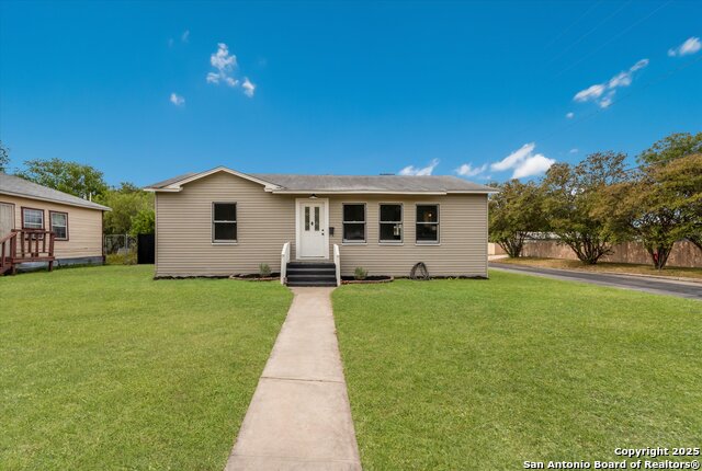 Image 2 of 33 For 530 John Page Dr