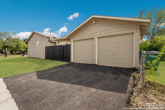 Image 33 of 33 For 530 John Page Dr