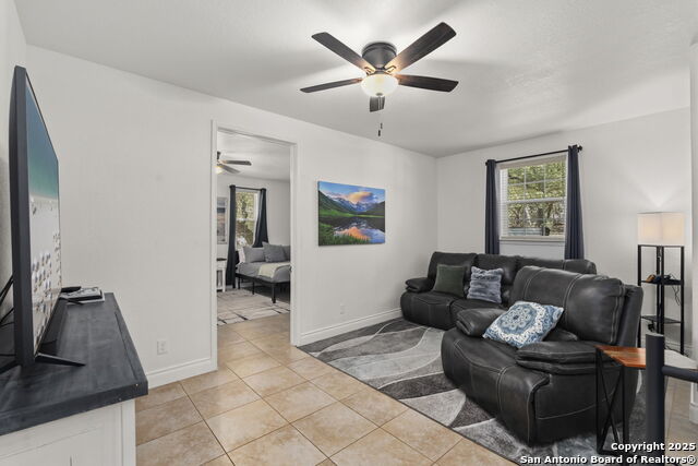 Image 20 of 46 For 1608 Lake Ridge