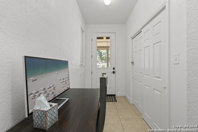 Image 29 of 46 For 1608 Lake Ridge