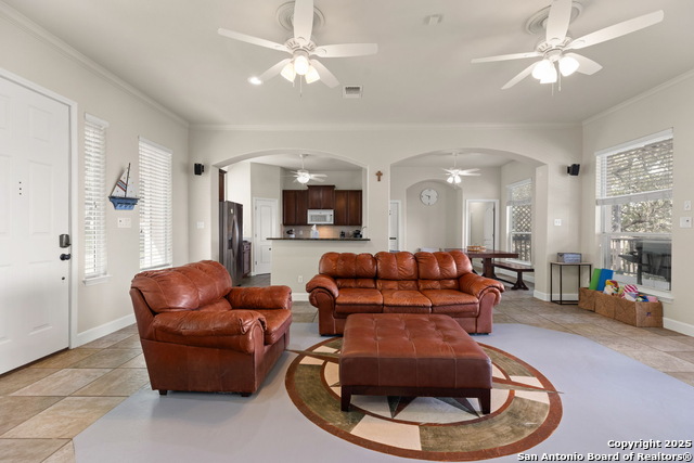 Listing photo id 28 for 1761 Lakeside W