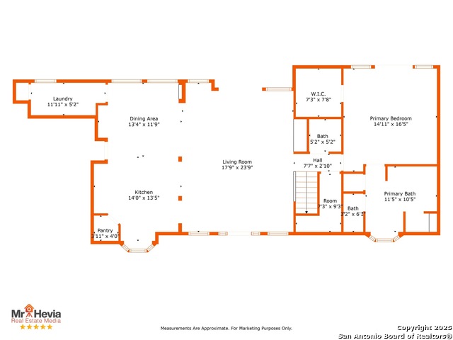 Listing photo id 48 for 1761 Lakeside W