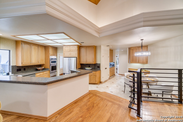 Listing photo id 13 for 3 Amber Gln  