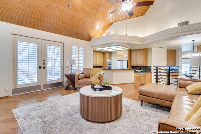 Listing photo id 18 for 3 Amber Gln  