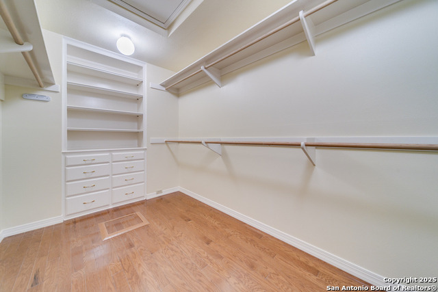 Listing photo id 24 for 3 Amber Gln  