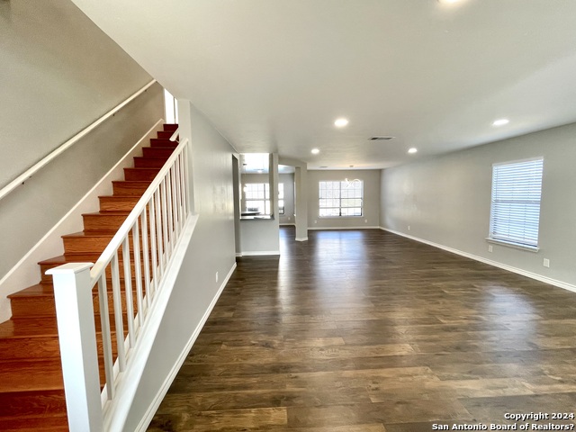 Image 11 of 32 For 7103 Cambie Ct