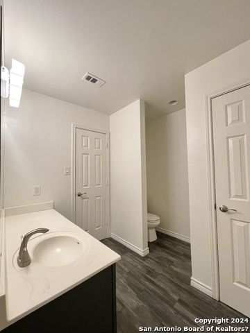 Image 21 of 32 For 7103 Cambie Ct
