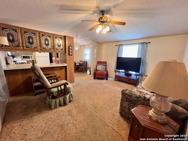 Listing photo id 2 for 139 Quail Ridge