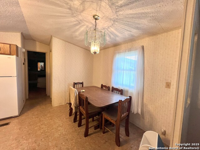 Listing photo id 5 for 139 Quail Ridge