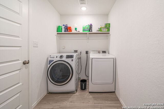 Image 12 of 37 For 4422 Chandler  Apt 2