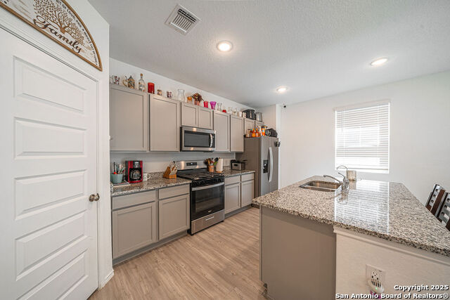 Image 9 of 37 For 4422 Chandler  Apt 2