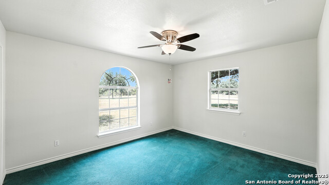 Listing photo id 17 for 220 Lanier Ranch