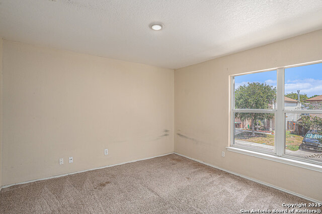 Image 13 of 15 For 10702 Expedition Creek