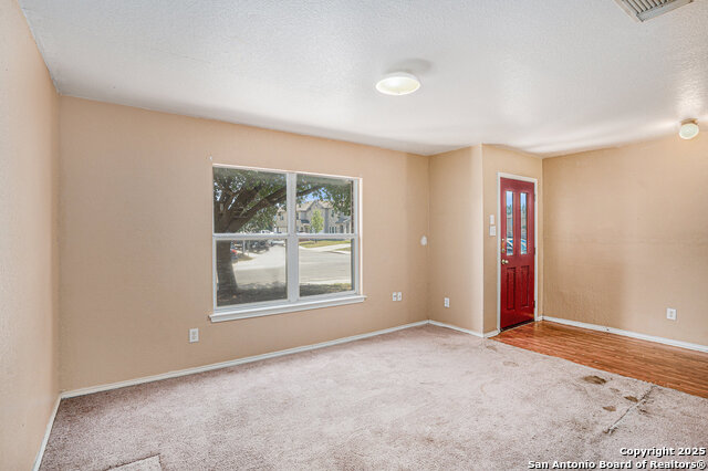 Image 2 of 15 For 10702 Expedition Creek