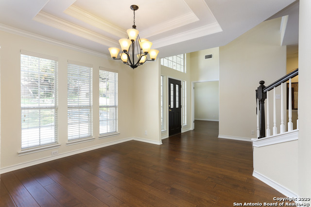 Image 12 of 36 For 18127 Brookwood Frst