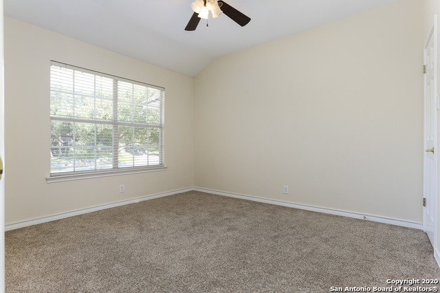 Image 25 of 36 For 18127 Brookwood Frst