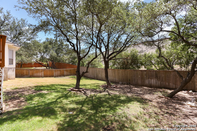 Image 29 of 36 For 18127 Brookwood Frst