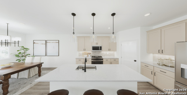 Image 6 of 37 For 1421 Burrs Ferry Ct