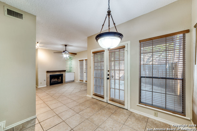 Image 6 of 13 For 8611 Datapoint Dr  31