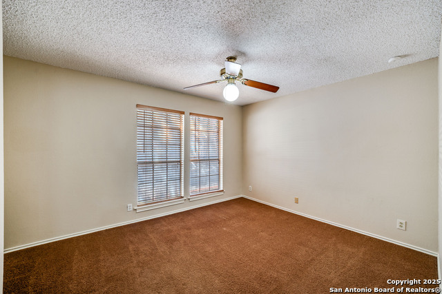 Image 9 of 13 For 8611 Datapoint Dr  31