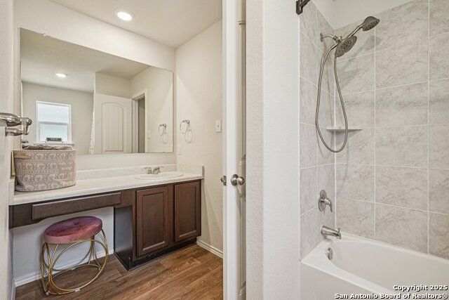 Image 29 of 40 For 5523 Rosillo Hill