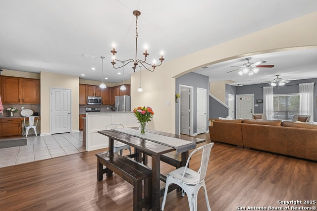 Image 9 of 26 For 545 Stonebrook
