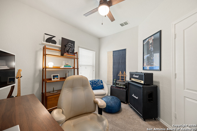 Image 16 of 37 For 10323 Elizabeth Ct
