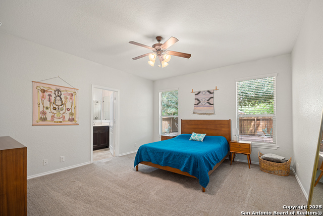 Image 17 of 37 For 10323 Elizabeth Ct