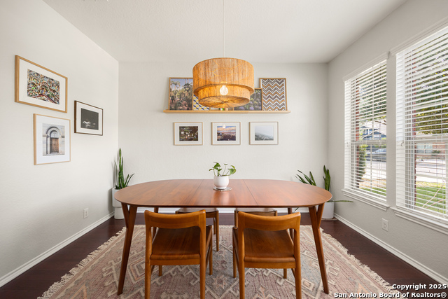 Image 7 of 37 For 10323 Elizabeth Ct
