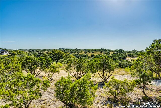 Image 5 of 26 For 530 Stallion Estates Dr