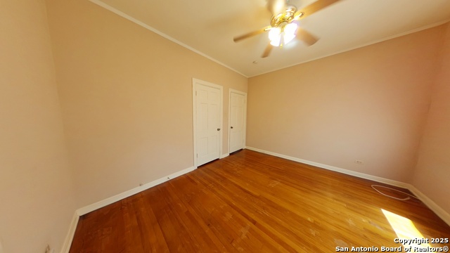 Image 8 of 13 For 320 Lullwood E