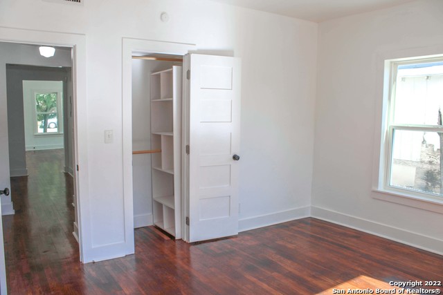 Image 25 of 30 For 410 Fulton Ave  2