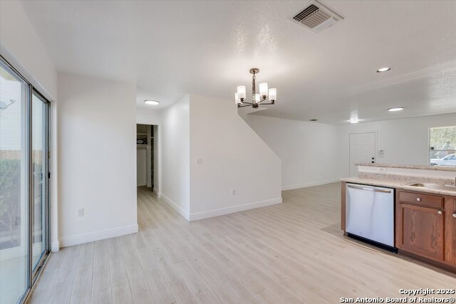 Image 12 of 31 For 6035 Plumbago Place
