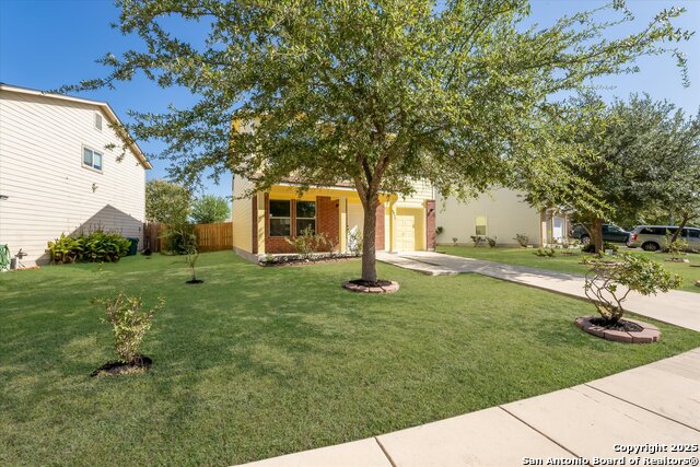 Image 4 of 31 For 6035 Plumbago Place