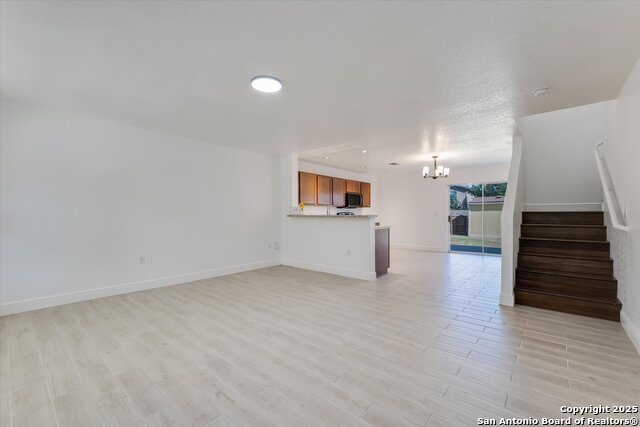 Image 5 of 31 For 6035 Plumbago Place
