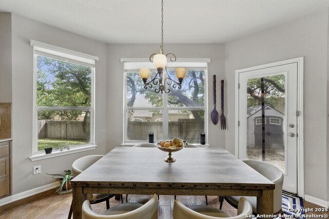 Listing photo id 21 for 2106 Laurel Pt