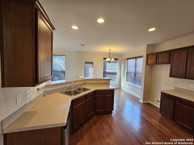 Image 11 of 33 For 9326 Hazelton Ln