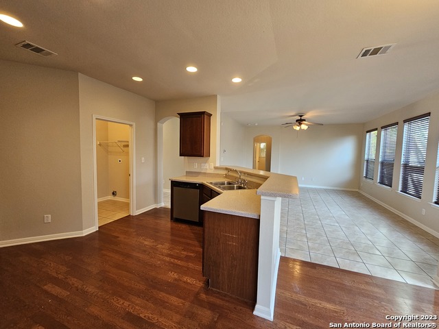 Image 15 of 33 For 9326 Hazelton Ln
